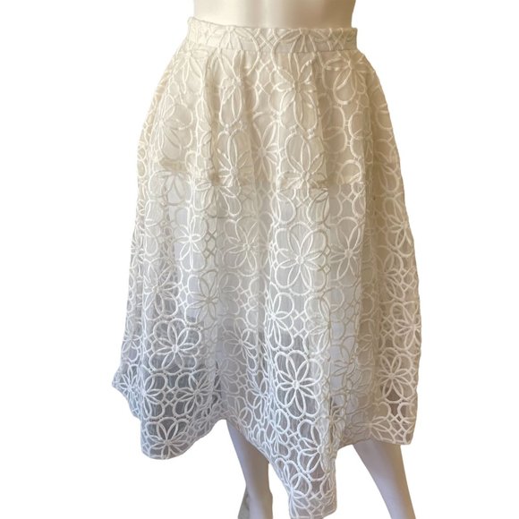 NICHOLAS Dresses & Skirts - Nicholas White Sheer Floral Embroiderer Skirt size 4